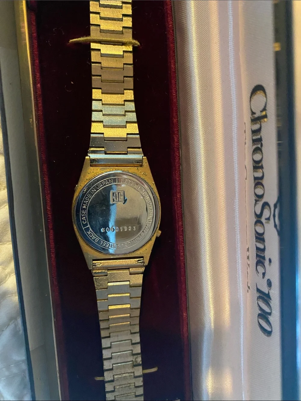 Gold Men's Chronosonic Digital Bracelet Watch never used original boxes/reciept